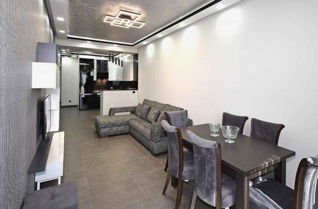 Luxuary 2Bedroom 2 Bathroom Apartment With Jacuzzi Γιερεβάν Εξωτερικό φωτογραφία